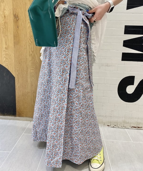 木村 海侑さんの「BEAMS WOMEN｜L.L.Bean × BEAMS PLUS ＆ BEAMS BOY / Deep Bottom Deluxe Boat and Tote Mini」を使ったコーディネート