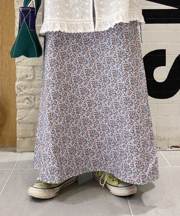 木村 海侑さんの「BEAMS WOMEN｜L.L.Bean × BEAMS PLUS ＆ BEAMS BOY / Deep Bottom Deluxe Boat and Tote Mini」を使ったコーディネート