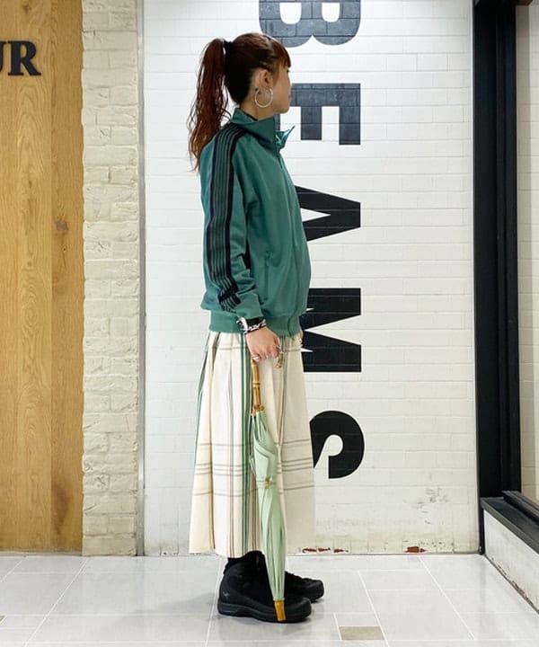 りかちょび/岸本梨佳さんの「BEAMS WOMEN｜Dicesare Designs / Kabocha傘」を使ったコーディネート