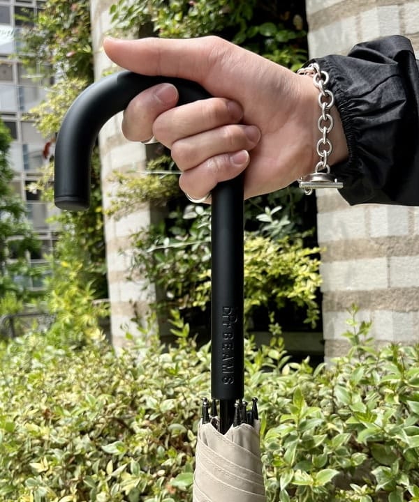 トラ吉さんの「BEAMS WOMEN｜patagonia / フーディニ ジャケット」を使ったコーディネート