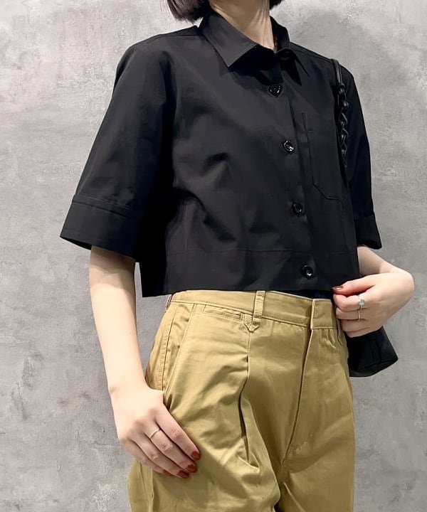 山田 千遥さんの「BEAMS WOMEN｜GIANNI CHIARINI / ALIFA レザーショルダーバッグ S」を使ったコーディネート