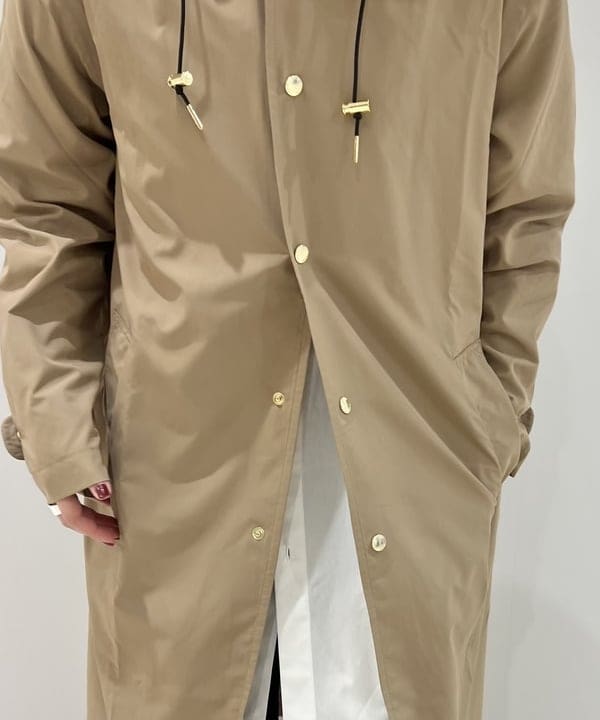 大川 美咲さんの「BEAMS WOMEN｜Traditional Weatherwear / バンブー ビニール傘」を使ったコーディネート