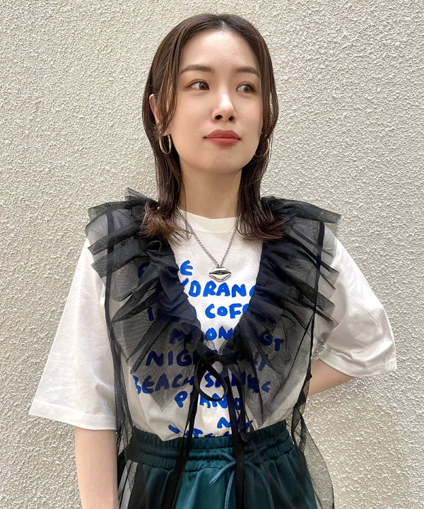 カタヤマ アヤさんの「BEAMS WOMEN｜Ray BEAMS / アンクルストラップ パンプス」を使ったコーディネート