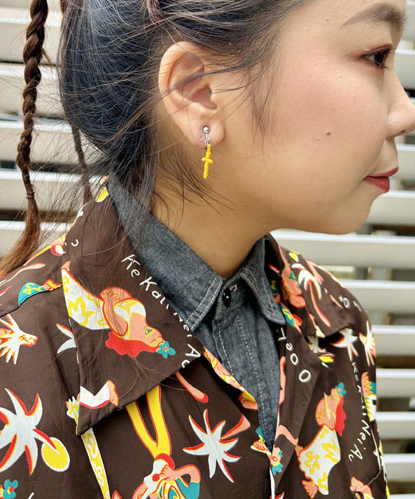 おとむさんの「BEAMS WOMEN｜【別注】BUZZ RICKSON'S / チノパンツ」を使ったコーディネート