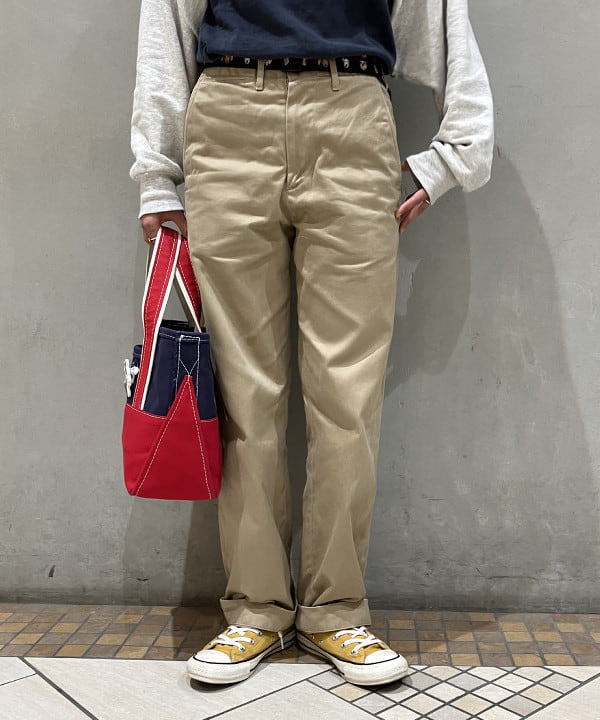 葵さんの「BEAMS WOMEN｜L.L.Bean / Deep Bottom Deluxe Boat and Tote S」を使ったコーディネート