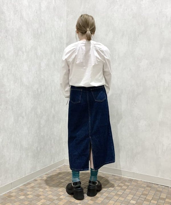 田中 里実さんの「BEAMS WOMEN｜BEAURE × Ray BEAMS / 別注 2WAY バッグ」を使ったコーディネート