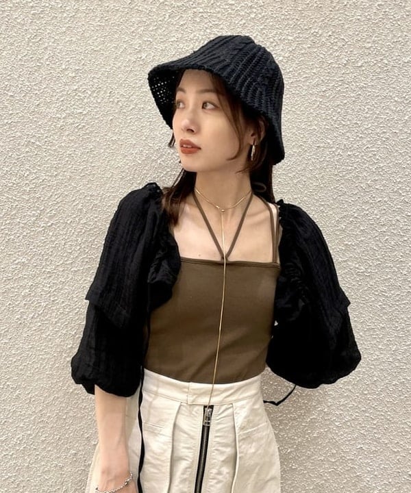 カタヤマ アヤさんの「BEAMS WOMEN｜MBT / KISUMU CLASSIC」を使ったコーディネート