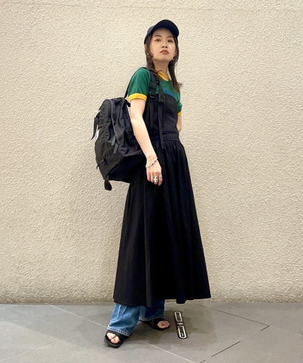 カタヤマ アヤさんの「BEAMS WOMEN｜Ray BEAMS / キリカエ ベアトップ ワンピース」を使ったコーディネート