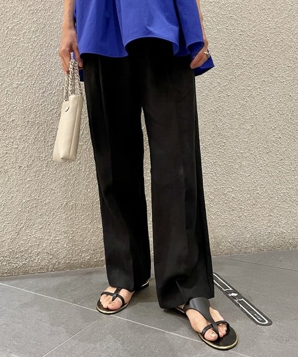 五十峯 さよさんの「BEAMS WOMEN｜コンビ ティアード プルオーバー」を使ったコーディネート