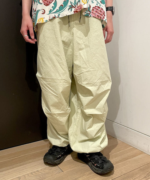 みかみさんの「BEAMS WOMEN｜BEAMS BOY / バックディテール 1B ヘンリーネック Tシャツ」を使ったコーディネート