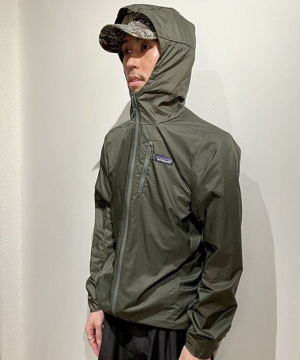 西村 光平さんの「BEAMS WOMEN｜BEAMS / コットン ナイロン オーバーパンツ」を使ったコーディネート