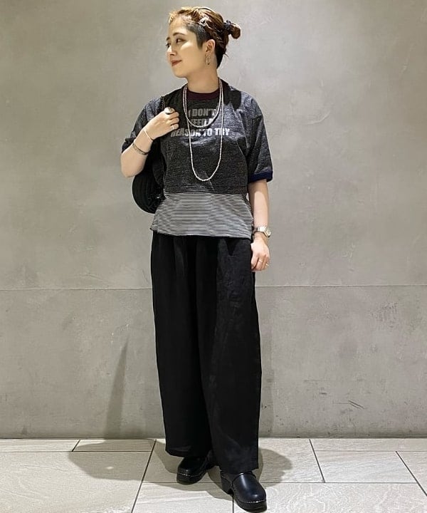 吉野 多恵さんの「BEAMS WOMEN｜【別注】Healthknit / ワッフル ボーダー Tシャツ」を使ったコーディネート
