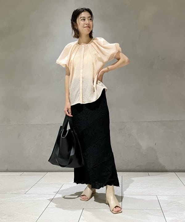 内山 美咲さんの「BEAMS WOMEN｜BEAURE × Ray BEAMS / 別注 2WAY バッグ」を使ったコーディネート
