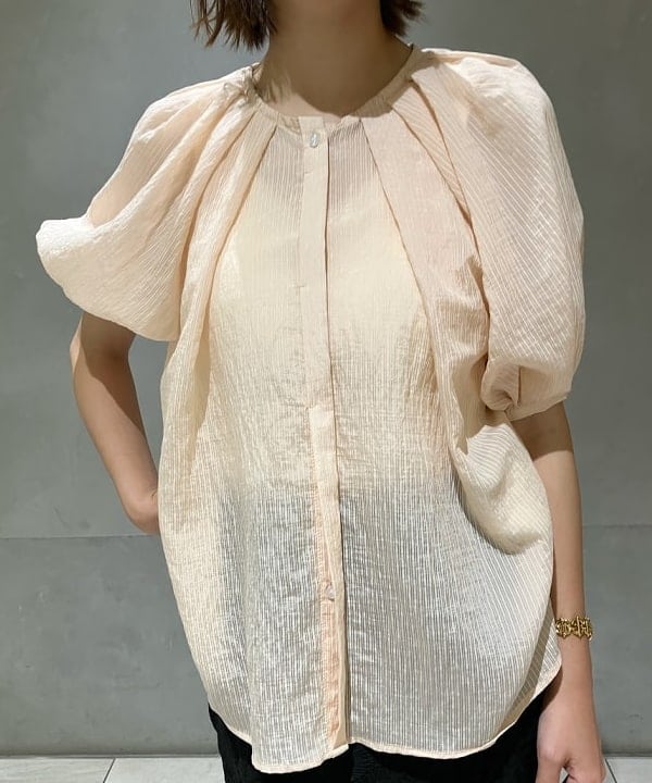 内山 美咲さんの「BEAMS WOMEN｜BEAURE × Ray BEAMS / 別注 2WAY バッグ」を使ったコーディネート