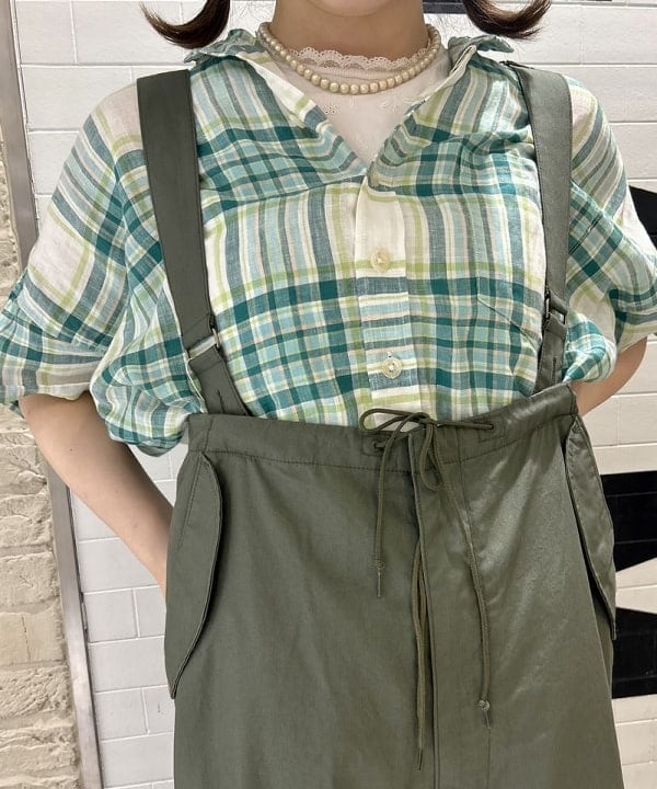 小原 もこさんの「BEAMS WOMEN｜BEAMS BOY / US ARMY オーバー パンツ」を使ったコーディネート