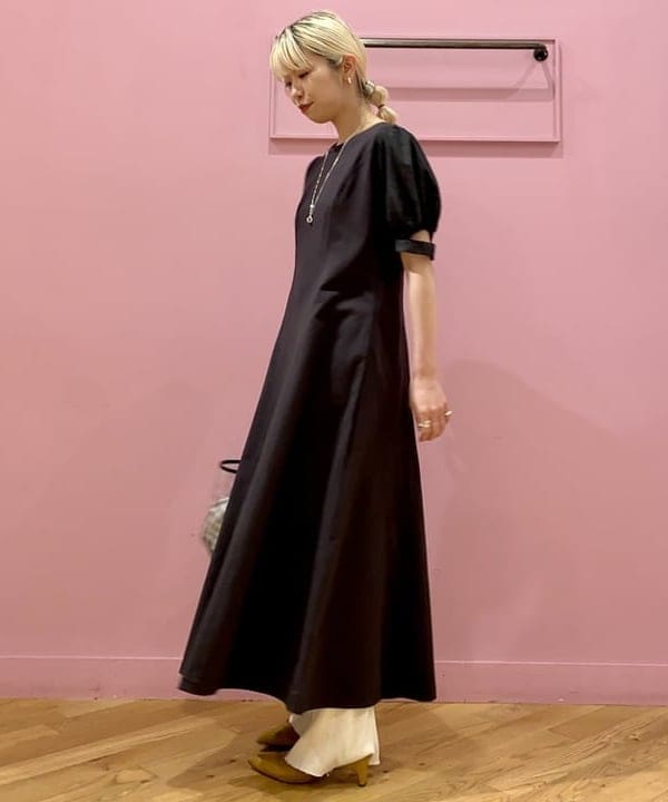 椎葉 未琴さんの「BEAMS WOMEN｜ECODECO / クリア トートバッグ」を使ったコーディネート