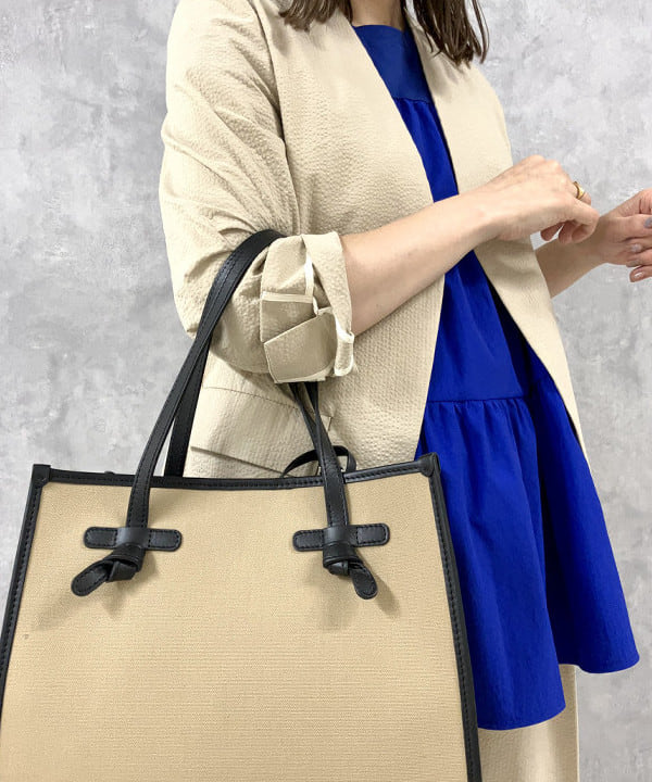 西村 章代さんの「BEAMS WOMEN｜コンビ ティアード プルオーバー」を使ったコーディネート