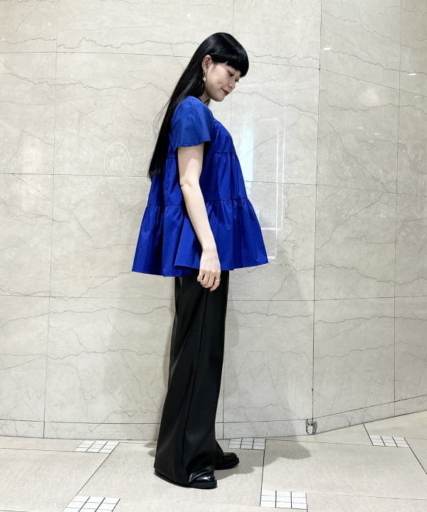 カワライさんの「BEAMS WOMEN｜コンビ ティアード プルオーバー」を使ったコーディネート