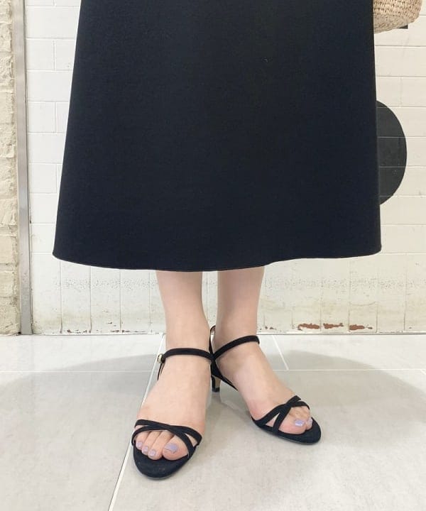 坂本 涼花さんの「BEAMS WOMEN｜Demi-Luxe BEAMS / クロスストラップ サンダル」を使ったコーディネート