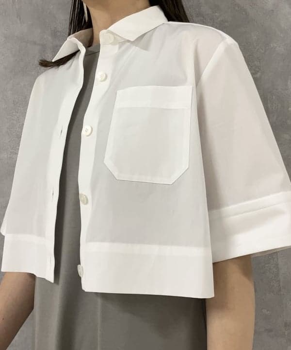 西村 章代さんの「BEAMS WOMEN｜Traditional Weatherwear / バンブー ビニール傘」を使ったコーディネート
