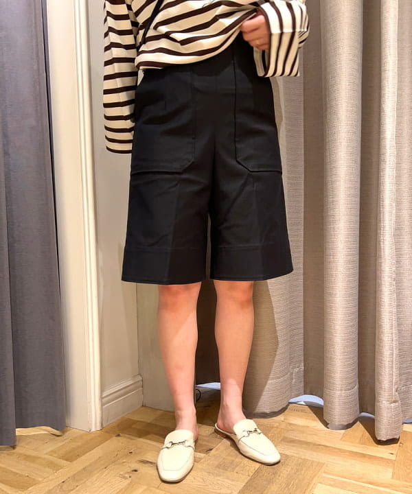 千田 静香さんの「BEAMS WOMEN｜AUBERGE × Demi-Luxe BEAMS / 別注 BIG CHARLOTTE ボーダーカットソー」を使ったコーディネート