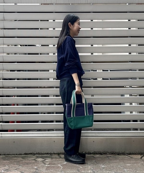 ミナミマリコさんの「BEAMS WOMEN｜L.L.Bean / Deep Bottom Deluxe Boat and Tote S」を使ったコーディネート