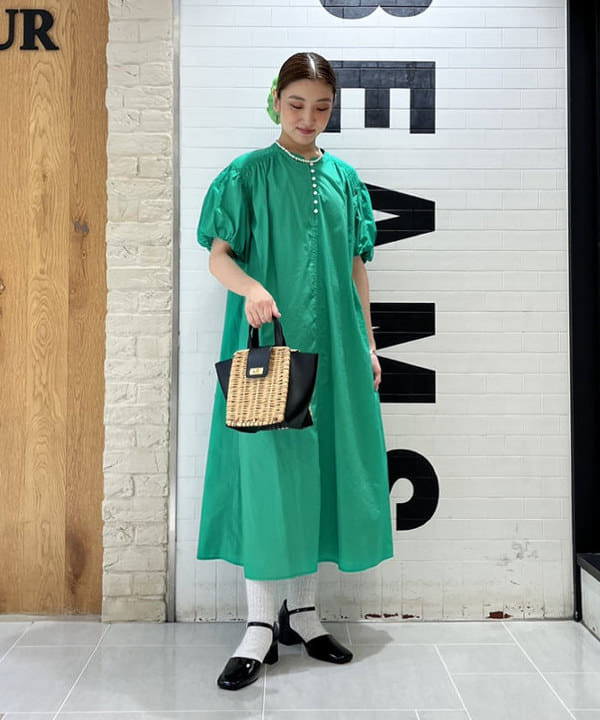 ちりこさんの「BEAMS WOMEN｜Ray BEAMS / アンクルストラップ パンプス」を使ったコーディネート