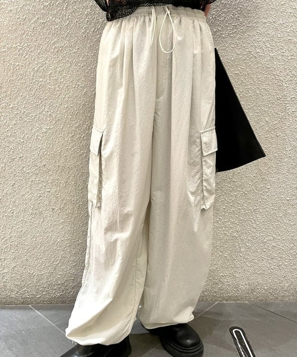 カタヤマ アヤさんの「BEAMS WOMEN｜BEAURE × Ray BEAMS / 別注 2WAY バッグ」を使ったコーディネート