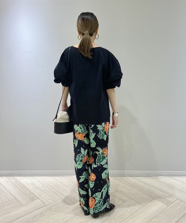 丸山 真菜美さんの「BEAMS WOMEN｜Ray BEAMS / メッシュ ヒール サンダル」を使ったコーディネート