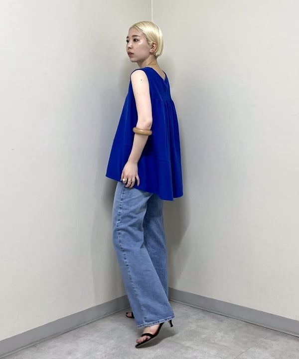 shirakiさんの「BEAMS WOMEN｜upper hights / THE NIECE デニムパンツ」を使ったコーディネート