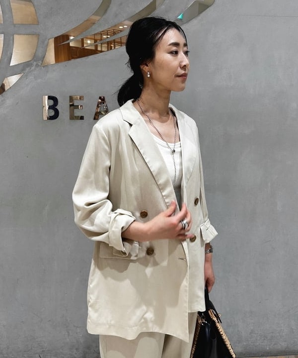 川口 恵さんの「BEAMS WOMEN｜」を使ったコーディネート