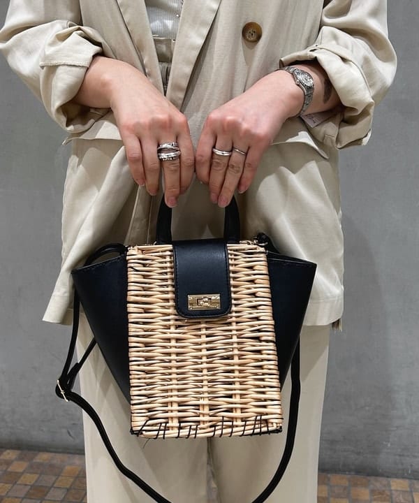 川口 恵さんの「BEAMS WOMEN｜」を使ったコーディネート