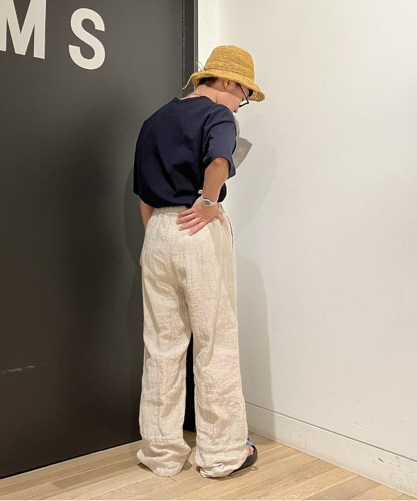 土田 達也さんの「BEAMS WOMEN｜HOKA ONE ONE / ORA Recovery Flip」を使ったコーディネート