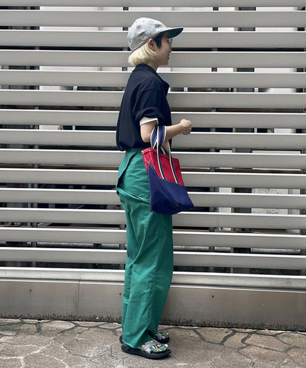 みりさんの「BEAMS WOMEN｜L.L.Bean / Deep Bottom Deluxe Boat and Tote S」を使ったコーディネート