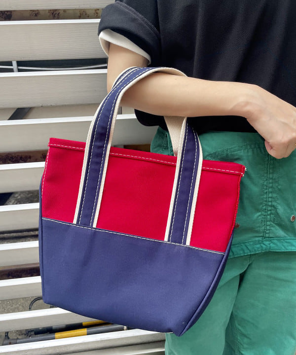 みりさんの「BEAMS WOMEN｜L.L.Bean / Deep Bottom Deluxe Boat and Tote S」を使ったコーディネート