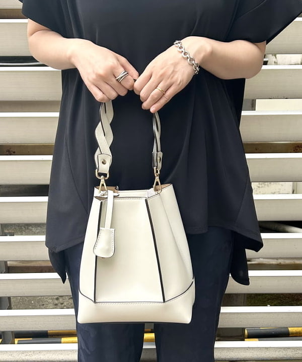 千田 静香さんの「BEAMS WOMEN｜」を使ったコーディネート