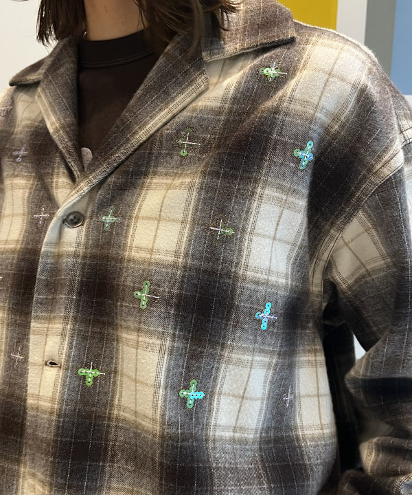 サワイさんの「BEAMS WOMEN｜【別注】BUZZ RICKSON'S / ポプリン アーミーパンツ」を使ったコーディネート