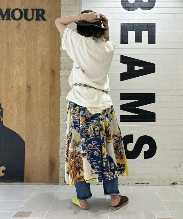 小原 もこさんの「BEAMS WOMEN｜WAREHOUSE & CO. / 別注 ステンシル13 Tシャツ」を使ったコーディネート