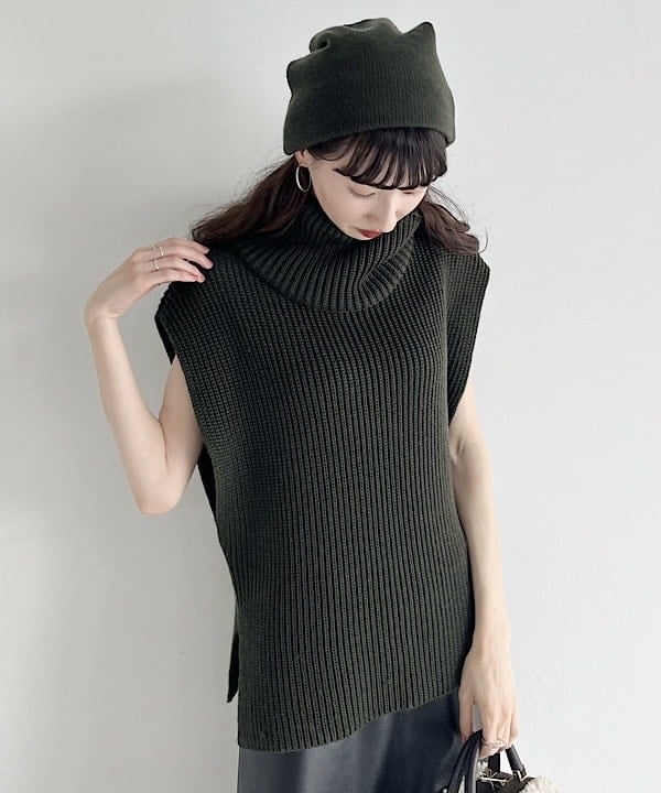 shibataさんの「BEAMS WOMEN｜CHRISTIAN VILLA / ムートントリム ハンドバッグ.」を使ったコーディネート