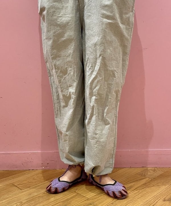 水野 萌香さんの「BEAMS WOMEN｜BEAMS BOY / オックスフォード ボタンダウン オールインワン」を使ったコーディネート