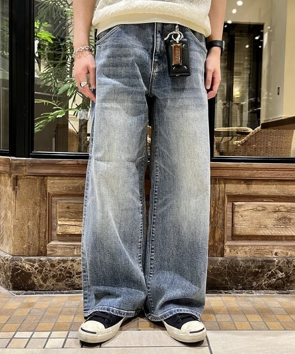 トラ吉さんの「BEAMS WOMEN｜【ビームスの百名品】NEW ERA × BEAMS / 別注 9Fifty Retro Crown Cap」を使ったコーディネート