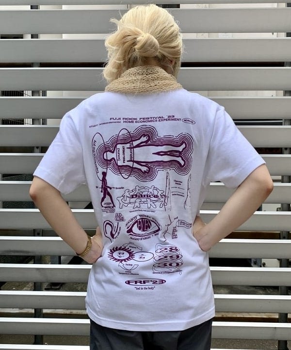 ナツハさんの「BEAMS WOMEN｜【別注】BRIEFING / SACOCHE」を使ったコーディネート