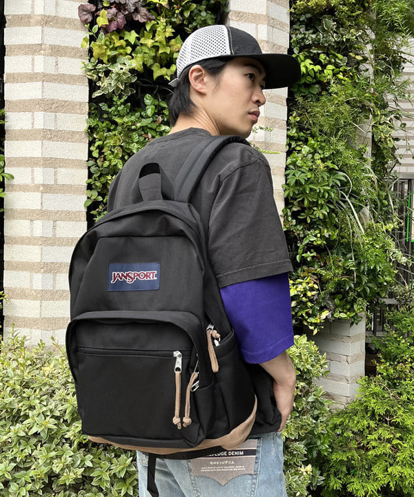 平柳 楓馬さんの「BEAMS WOMEN｜JANSPORT / Right Pack」を使ったコーディネート