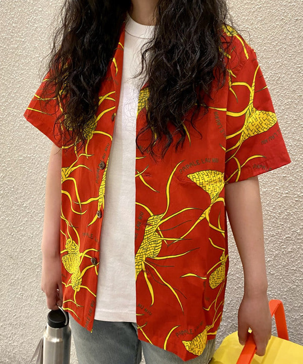 鈴木 悠里さんの「BEAMS WOMEN｜DALE HOPE &times; BEAMS PLUS / 別注 Short Sleeve Aloha Shirt Papale Lau Niu」を使ったコーディネート