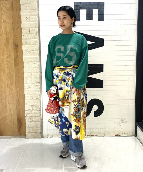 オカモト ミサキさんの「BEAMS WOMEN｜Unemployed Philosophers Guild / Plush Doll ぬいぐるみ」を使ったコーディネート