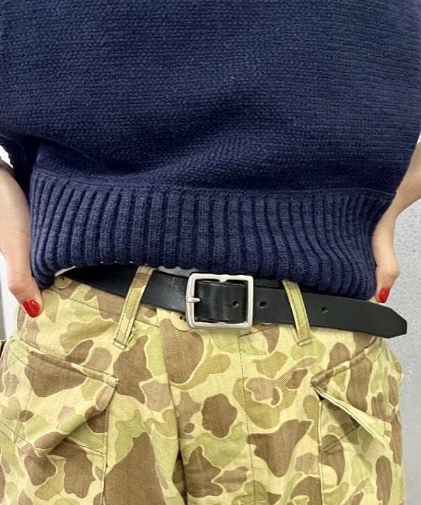 ミナミマリコさんの「BEAMS WOMEN｜WAREHOUSE & CO. / 別注 ステンシル13 Tシャツ」を使ったコーディネート