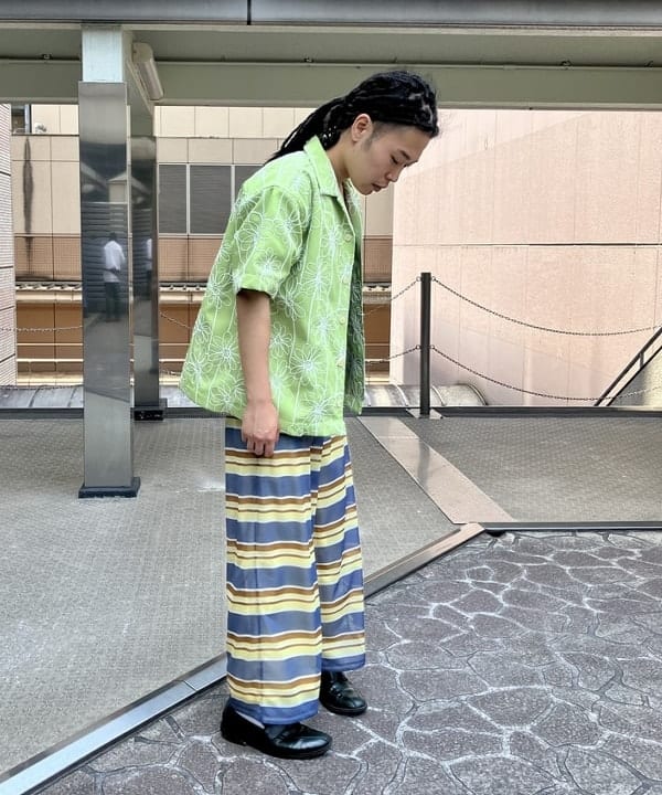 森 凌真さんの「BEAMS WOMEN｜maturely / Sheer Border Easy Pants」を使ったコーディネート