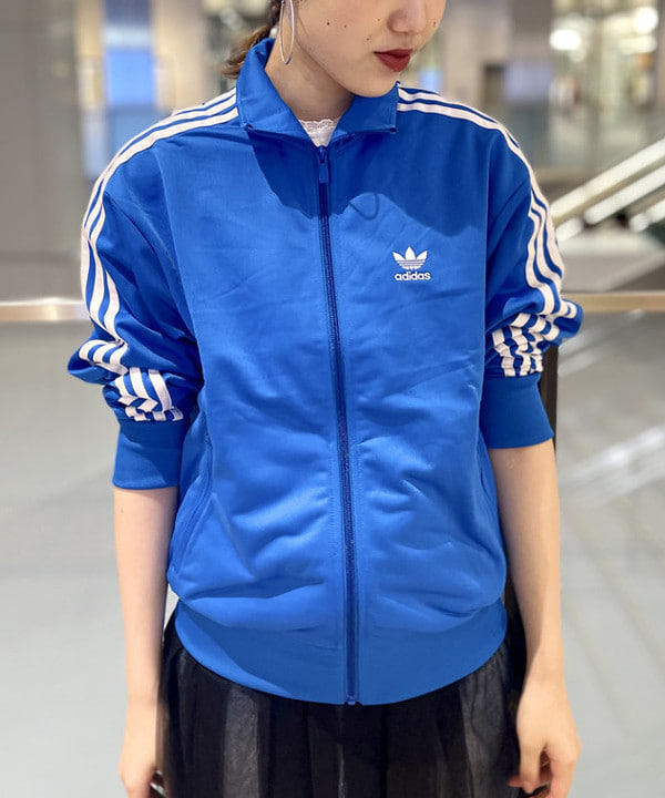41190013277_C_2.jpg