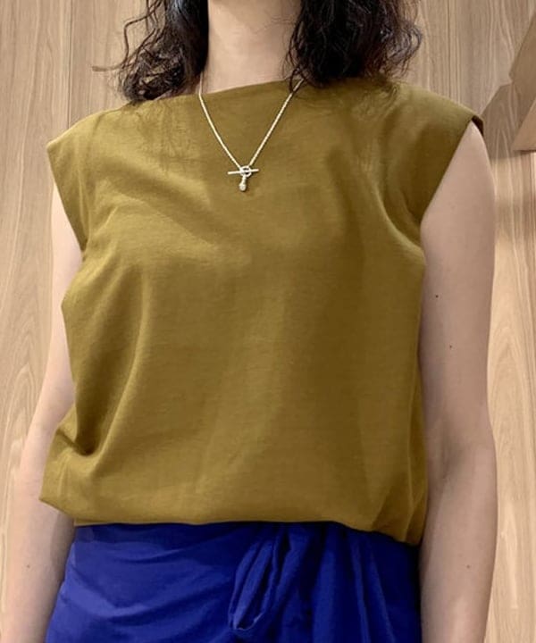 松元 晴佳さんの「BEAMS WOMEN｜CHRISTIAN VILLA × Demi-Luxe BEAMS / 別注 ストロー バニティーバッグ」を使ったコーディネート