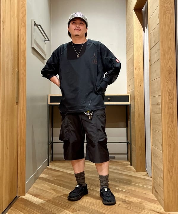 新里 京介さんの「BEAMS WOMEN｜MECHANIX WEAR / THE ORIGINAL(R) ワークグローブ」を使ったコーディネート